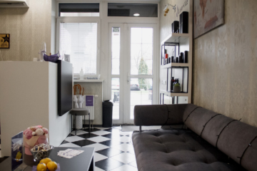 salon-kyiv-vul-voskresenska-photo-02