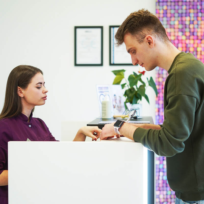 Men's laser hair removal results in bikini area