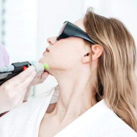 Догляд за обличчям після лазерної епіляції