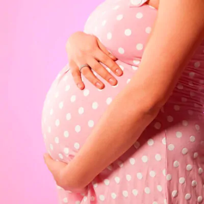 Чи можна робити лазерну епіляцію під час вагітності і грудного вигодовування?