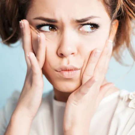 Лазерна епіляція і гормони: ефективність, міфи, рекомендації